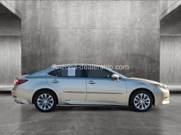 2015 Lexus ES 300h Hybrid full