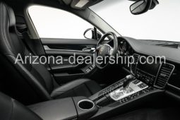 2016 Porsche Panamera full