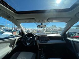 2015 Toyota RAV4 XLE 4dr SUV full