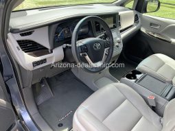 2017 Toyota Sienna XLE Premium full