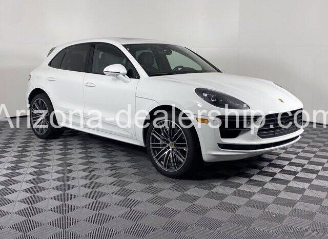 2021 Porsche Macan Turbo full