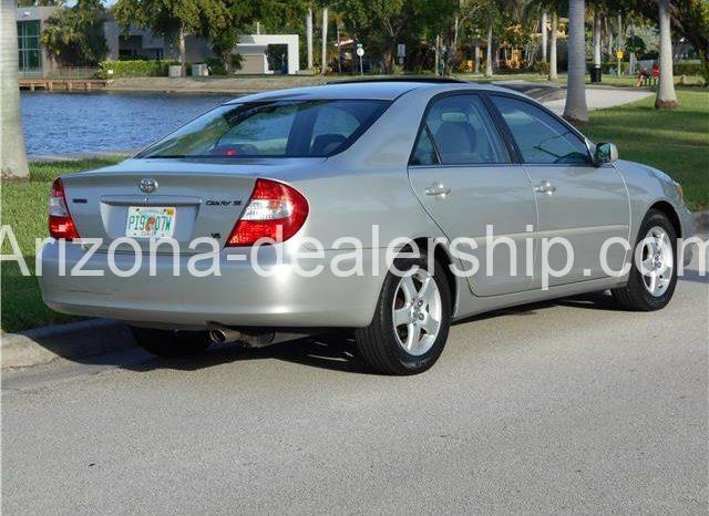 2004 Toyota Camry SE full