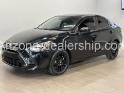 2017 Toyota Yaris iA Sedan 4D full