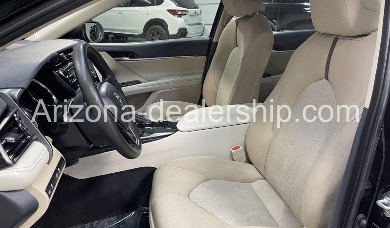 2019 Toyota Camry LE full