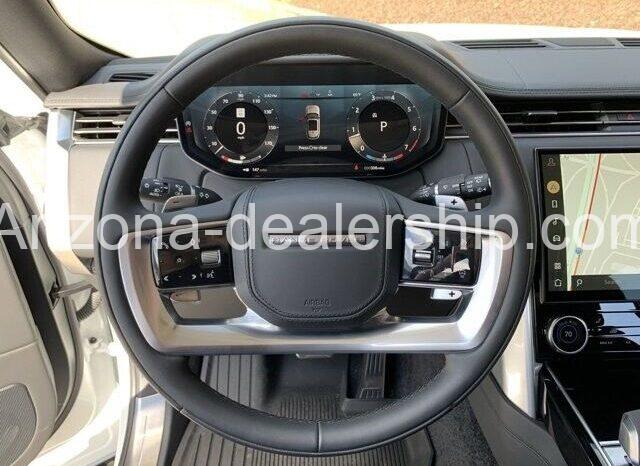 2023 Land Rover Range Rover SE full