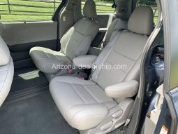 2017 Toyota Sienna XLE Premium full