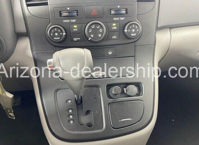 2012 Kia Sedona LX full