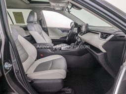 2021 Toyota RAV4 XLE Premium full