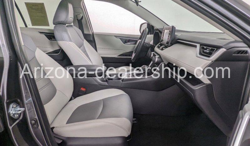 2021 Toyota RAV4 XLE Premium full