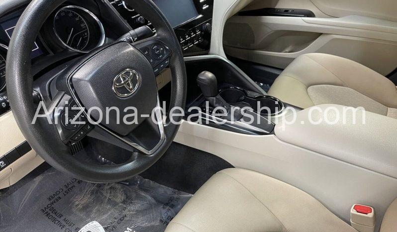 2019 Toyota Camry LE full