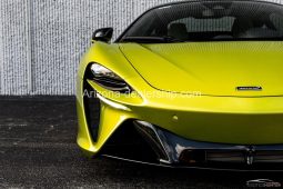 2023 McLaren Artura full