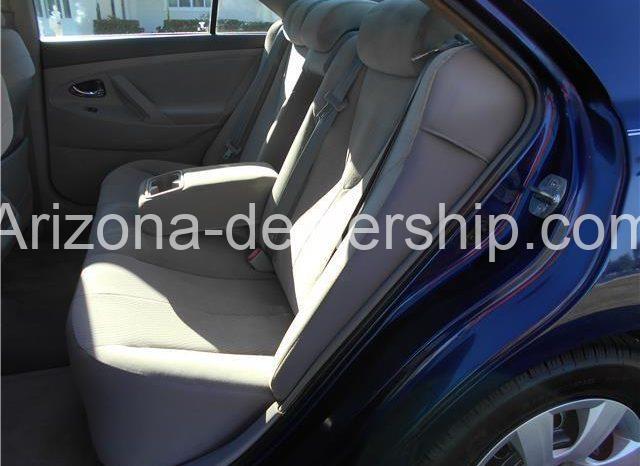 2010 Toyota Camry LE full