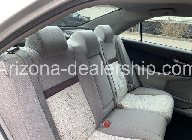 2014 Toyota Camry SE full