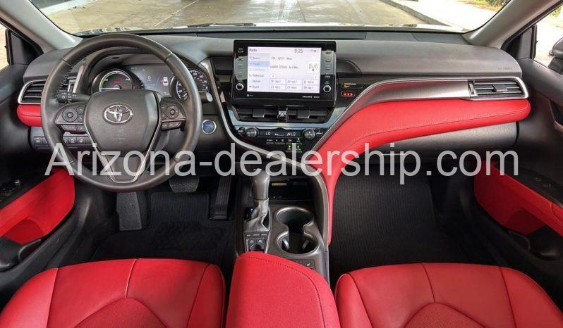 2022 Toyota Camry Hybrid XSE full