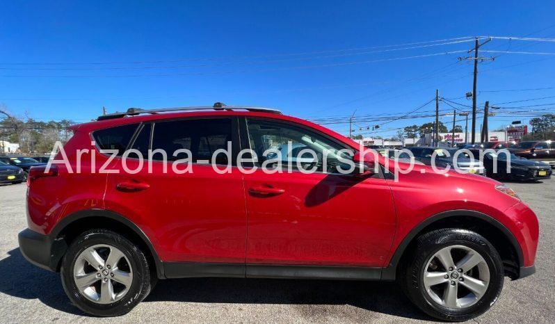 2015 Toyota RAV4 XLE 4dr SUV full