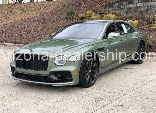 2022 Bentley Flying Spur V8 full