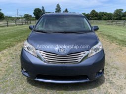 2017 Toyota Sienna XLE Premium full