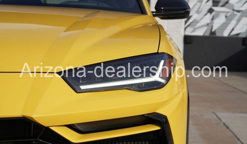 2022 Lamborghini Urus full