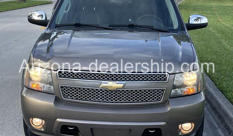 2011 Chevrolet Suburban LTZ 4WD full