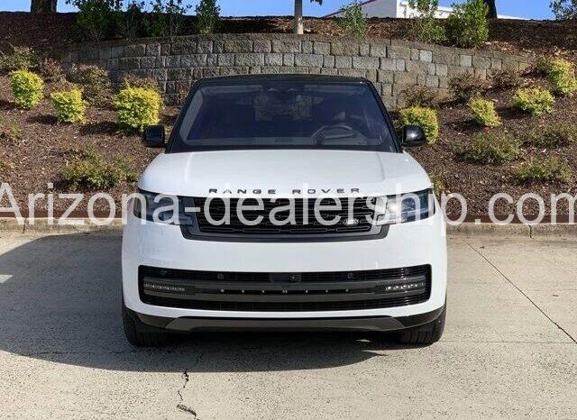 2023 Land Rover Range Rover SE full