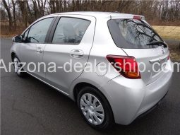 2015 Toyota Yaris L full