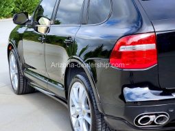 2009 Porsche Cayenne GTS full