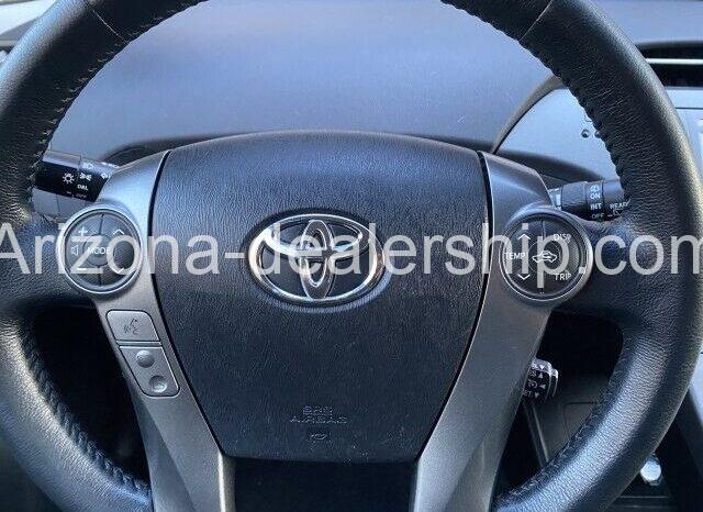 2015 Toyota Prius Persona full