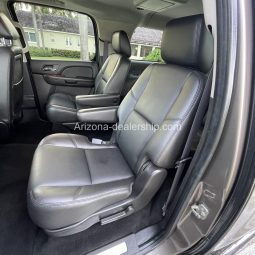 2011 Chevrolet Suburban LTZ 4WD full