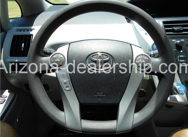 2012 Toyota Prius V full