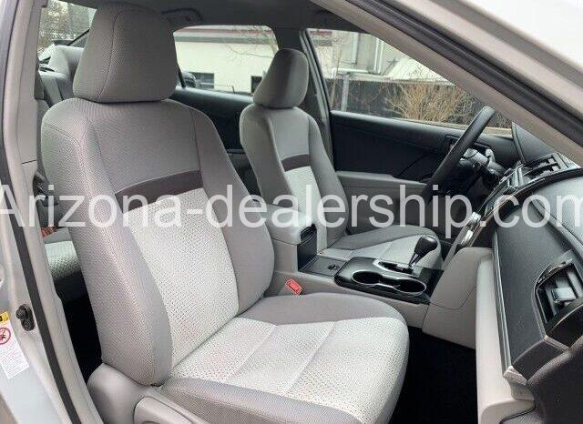 2014 Toyota Camry SE full