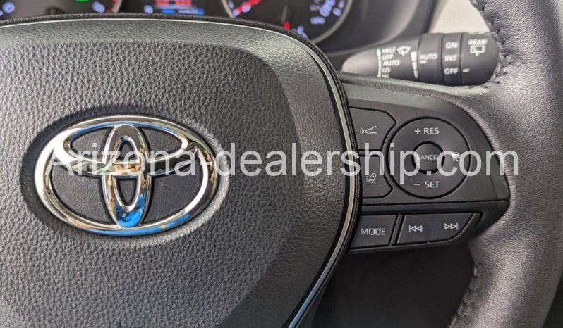 2021 Toyota RAV4 XLE Premium full