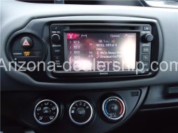 2015 Toyota Yaris L full