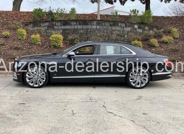 2022 Bentley Flying Spur V8 full