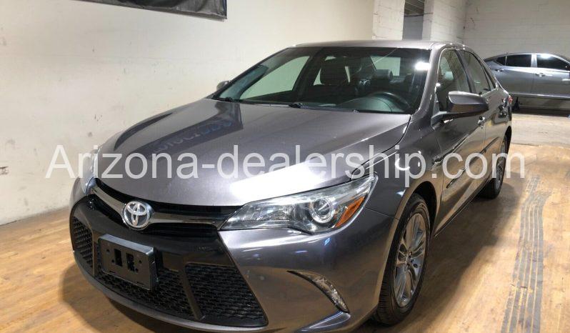 2017 Toyota Camry SE full