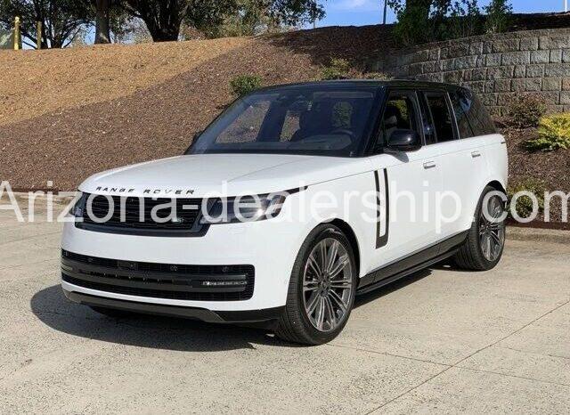 2023 Land Rover Range Rover SE full