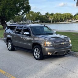 2011 Chevrolet Suburban LTZ 4WD full