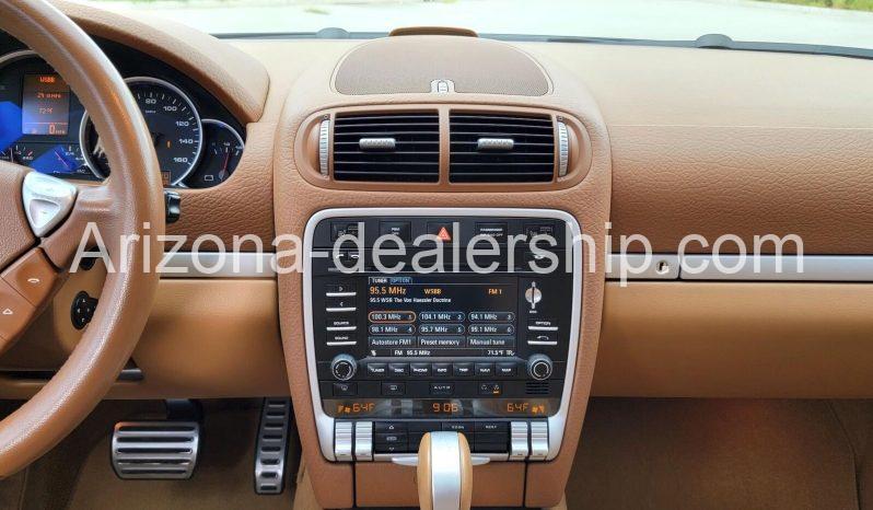 2009 Porsche Cayenne GTS full