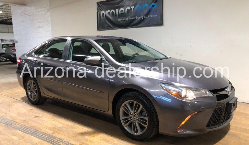 2017 Toyota Camry SE full