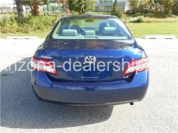 2011 Toyota Camry LE full