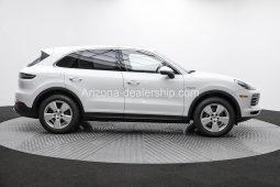 2019 Porsche Cayenne E-Hybrid AWD full