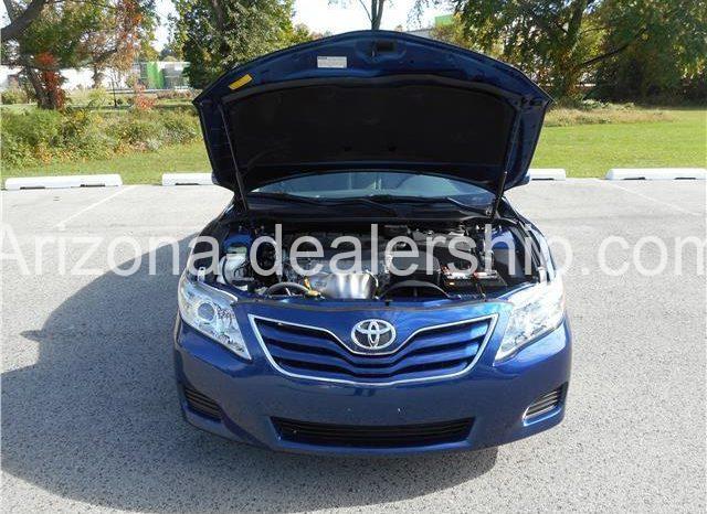 2011 Toyota Camry LE full