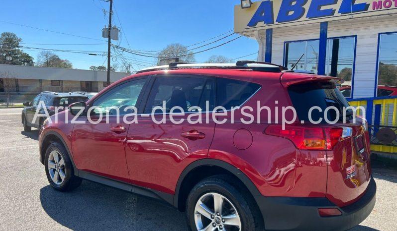 2015 Toyota RAV4 XLE 4dr SUV full