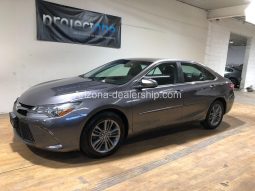 2017 Toyota Camry SE full