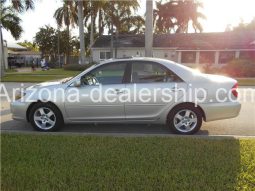 2004 Toyota Camry SE full