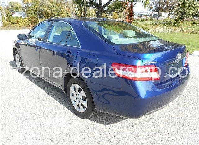 2011 Toyota Camry LE full