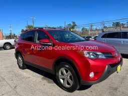 2015 Toyota RAV4 XLE 4dr SUV full