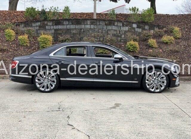 2022 Bentley Flying Spur V8 full