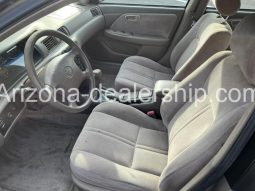 1999 Toyota Camry LE Sedan 4D full