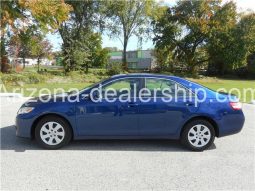 2011 Toyota Camry LE full