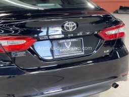 2019 Toyota Camry LE full